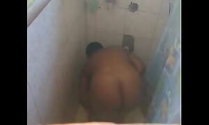 Peeping on my auntie in the shower xxx video