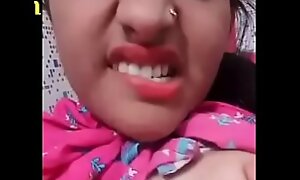 Desi Indian teen girl making her nude Video for her boyfriend