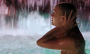 Elizabeth Berkley Hot Pool Sex Scene - Showgirls 1995